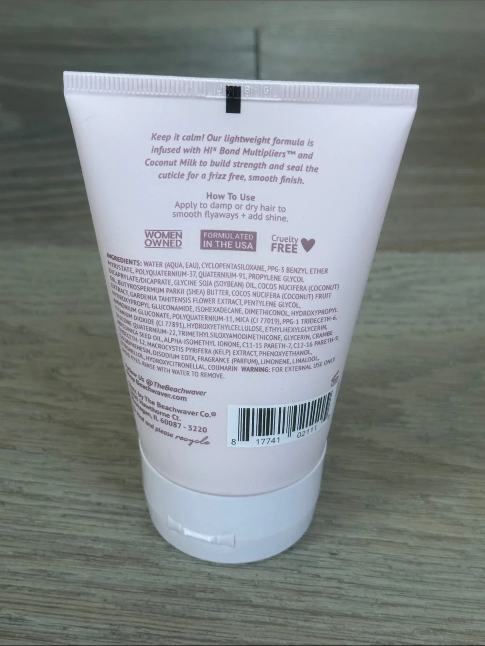 Beachwaver Co. Keep It Calm Tropical Scent Smoothing Cream Vegan Lightweight 3.8